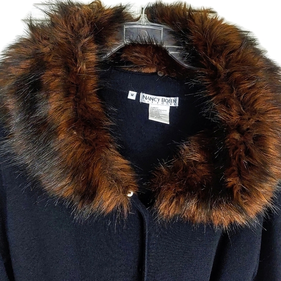 Nancy Bolen Womens Belted Black Wool Mix Faux Fur Collar Cuffs Coat Sz M EUC - Picture 5 of 9